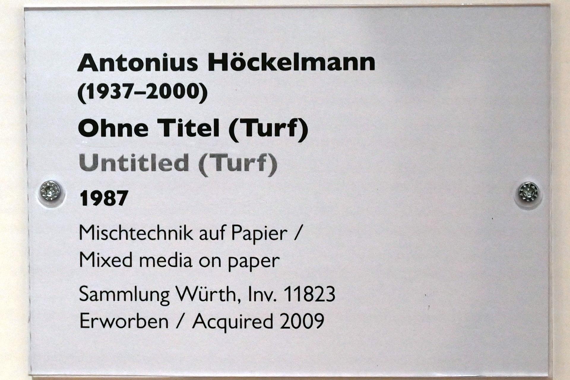 Antonius Höckelmann (1981–1991), Ohne Titel (Turf), Schwäbisch Hall, Kunsthalle Würth, Ausstellung "Sport, Spaß und Spiel" vom 13.12.2021 - 26.02.2023, Untergeschoß, 1987, Bild 2/2