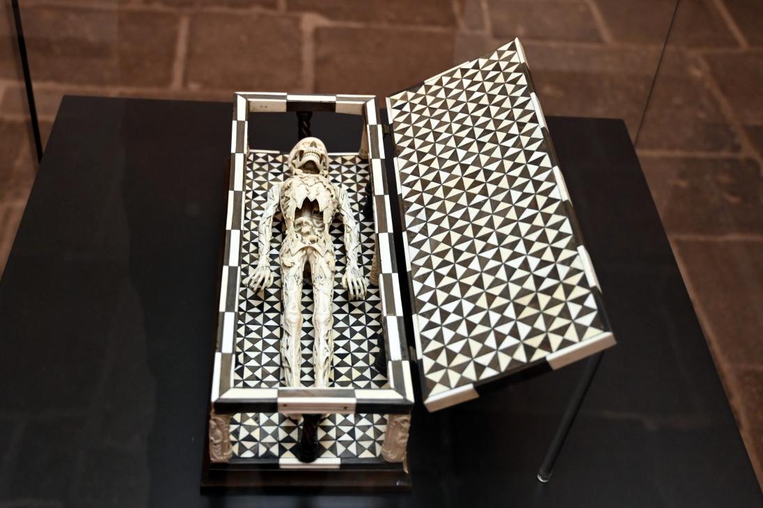 Chicart Bailly (1525), Memento mori in Form eines Grabmals, Köln, Museum Schnütgen, Saal 5, um 1520–1530, Bild 2/3