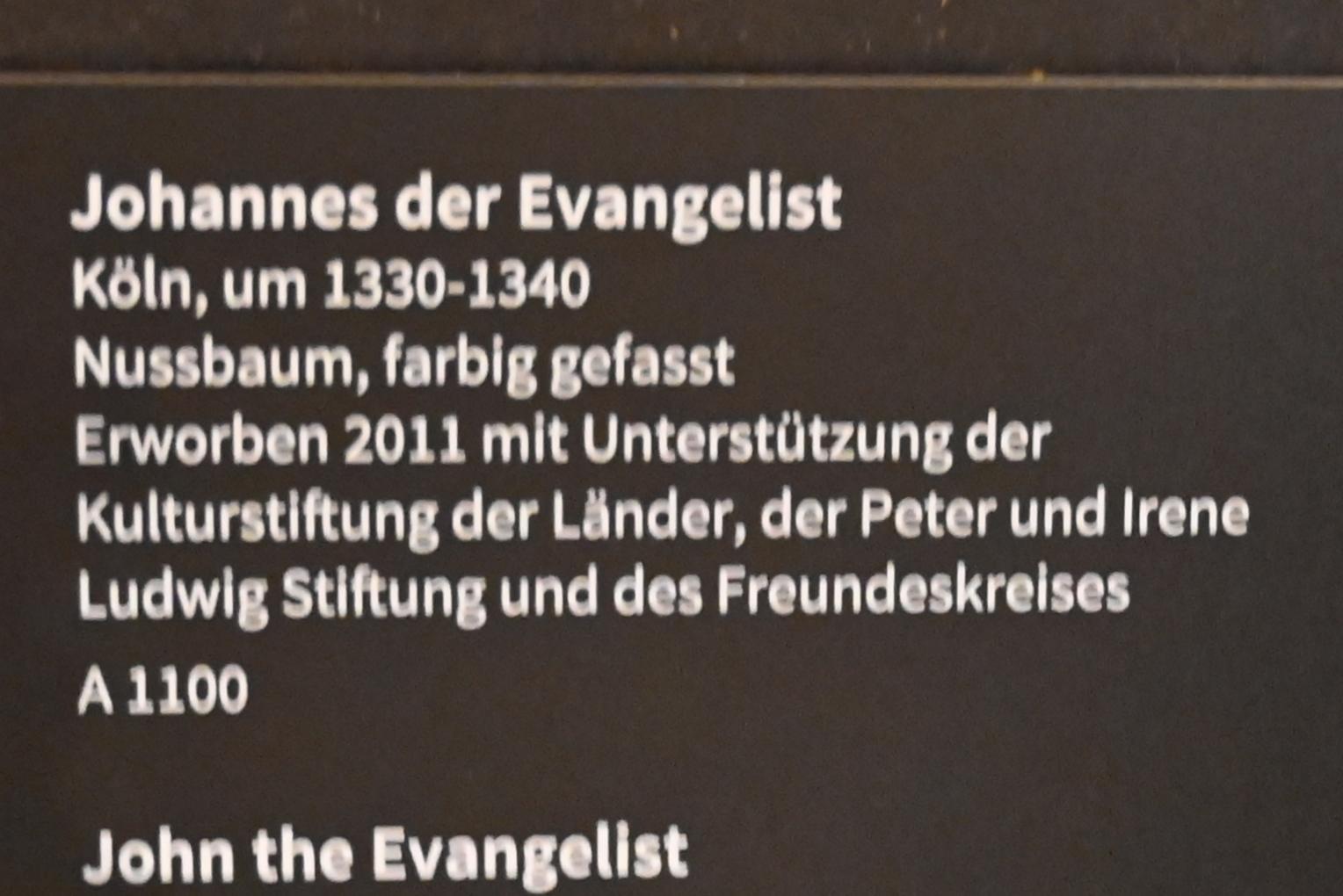 Johannes der Evangelist, Köln, Museum Schnütgen, Saal 7, um 1330–1340, Bild 3/3