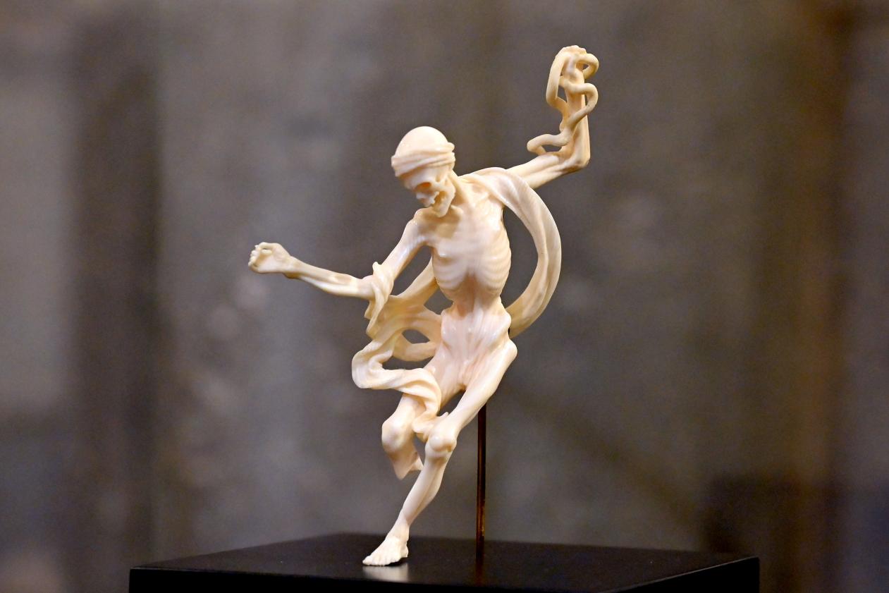 Tanzender Tod, Köln, Museum Schnütgen, Saal 8, um 1700, Bild 2/3