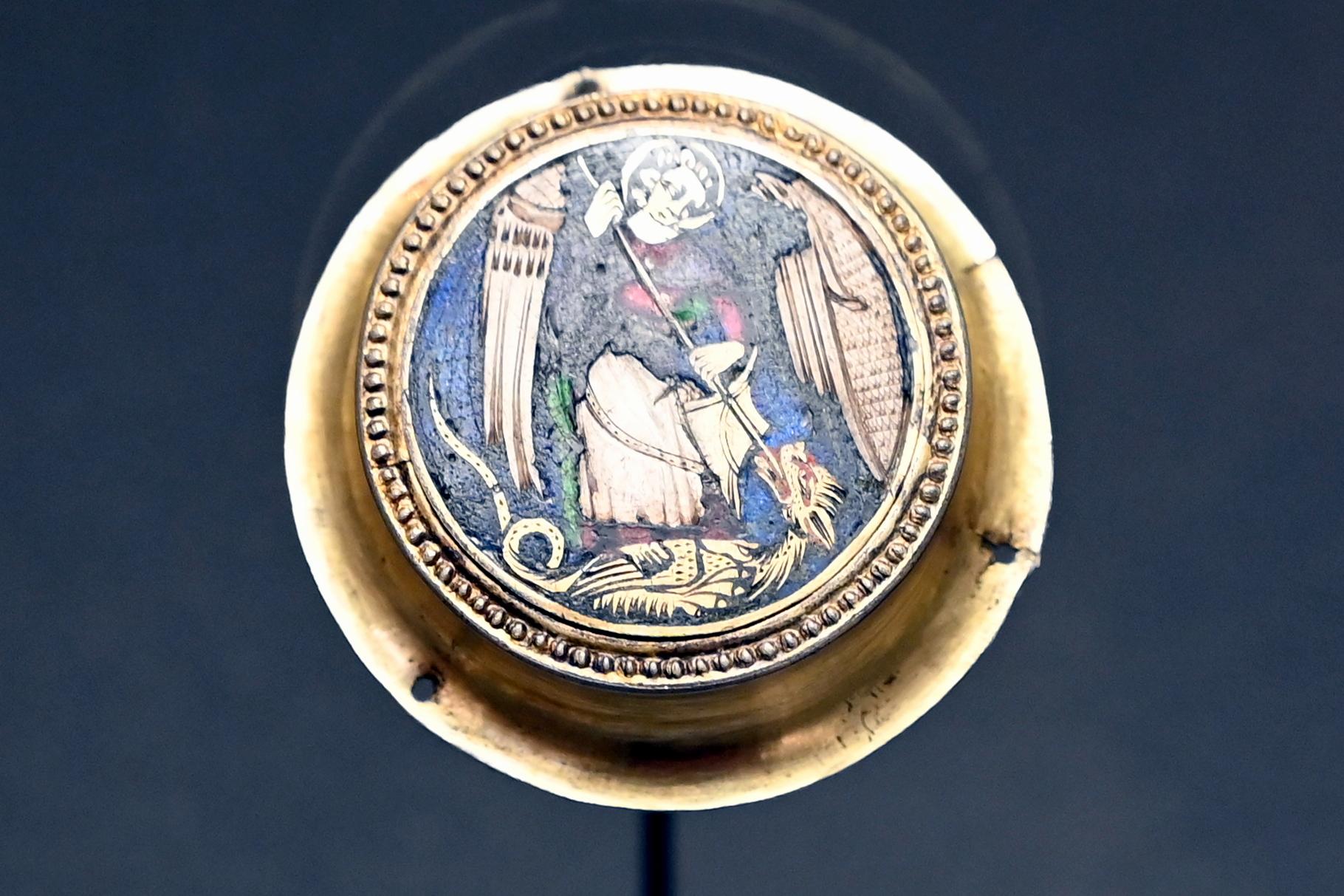 Medaillon mit dem Hl. Michael im Drachenkampf, um 1330 - 1350