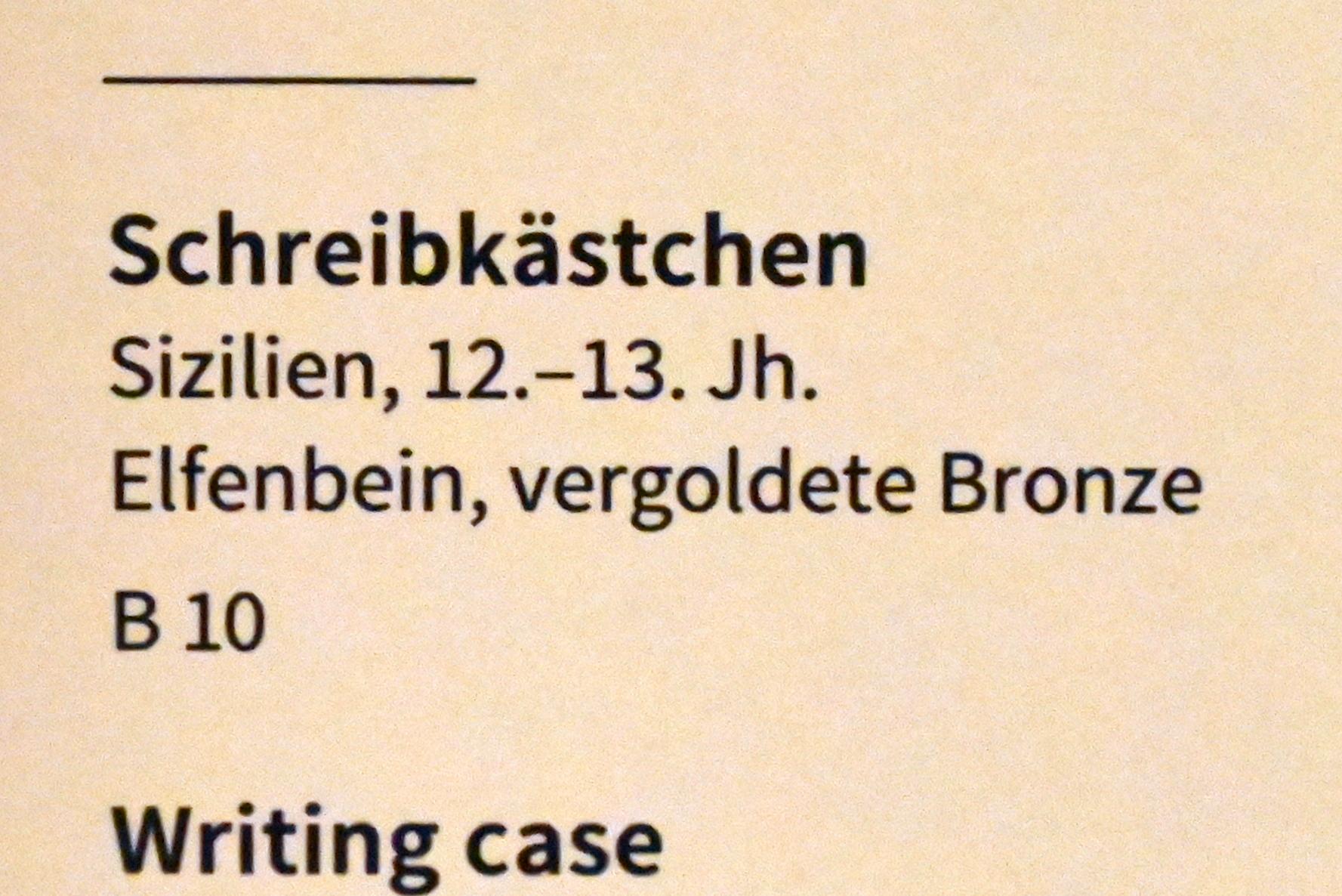Schreibkästchen, Köln, Museum Schnütgen, Saal 11, um 1100–1300, Bild 2/2