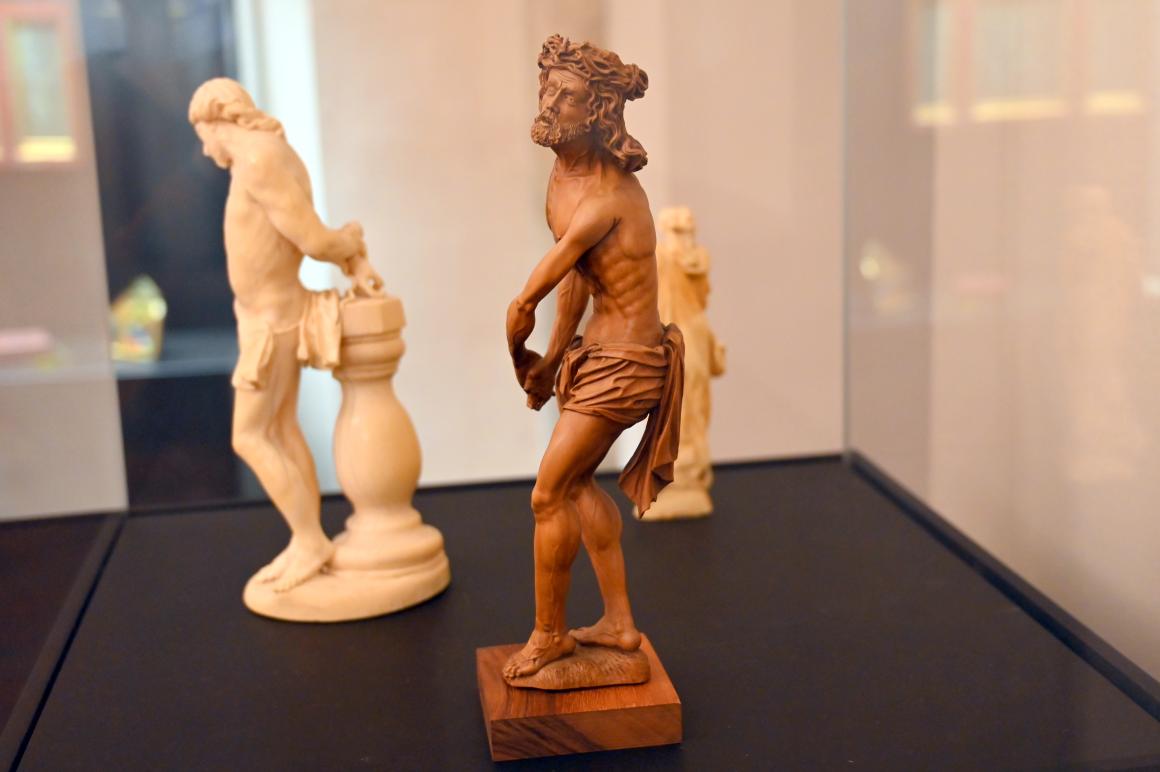 Christus als Gefangener, von Pontius Pilatus vor das Volk geführt (Ecce homo), Köln, Museum Schnütgen, Saal 12, 1. Hälfte 17. Jhd., Bild 2/3