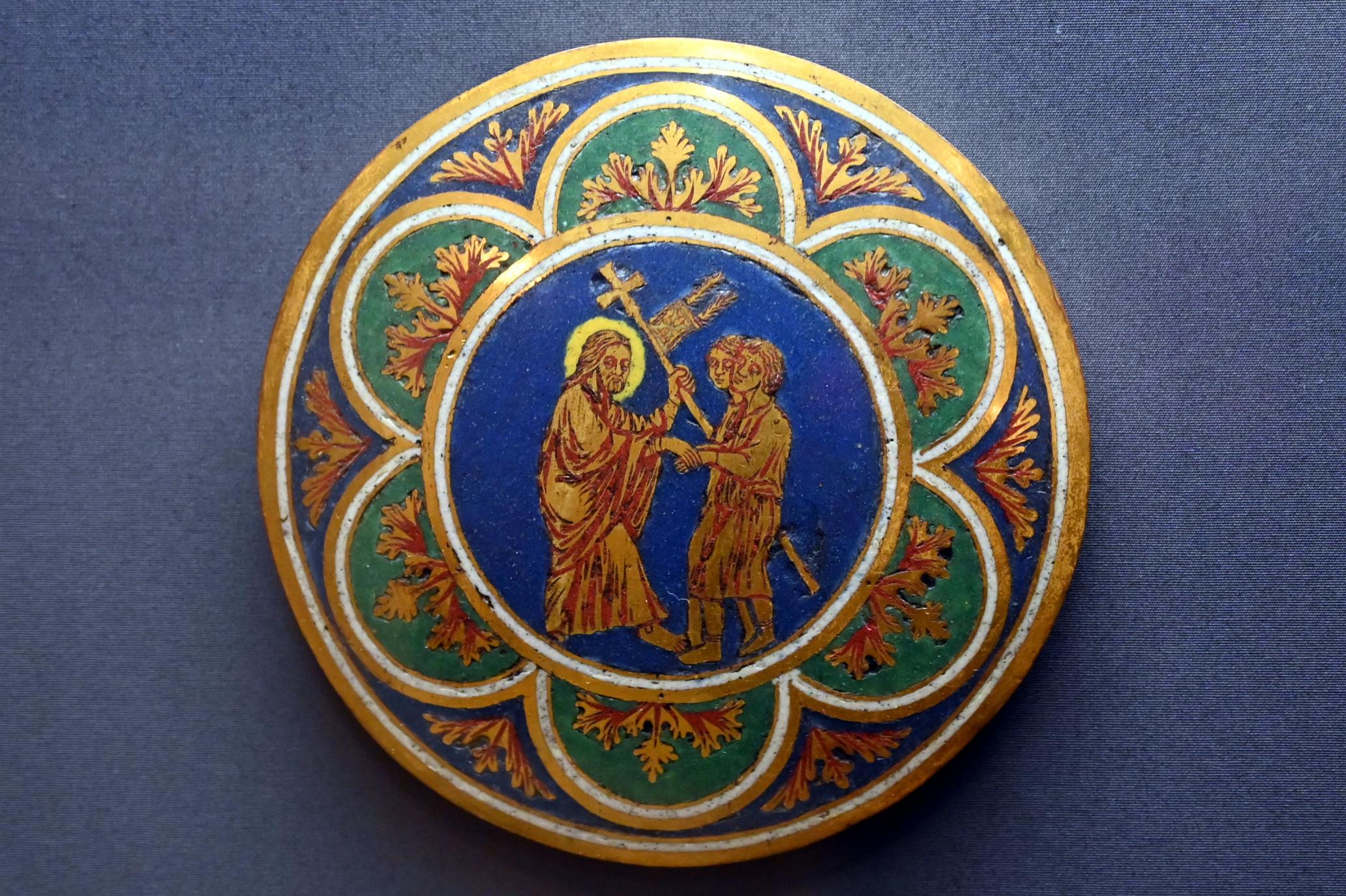 Nikolaus von Verdun (Nachfolge) (1205), Vier Emailmedaillons: Frauen am Grabe, Christus in der Vorhölle, Himmelfahrt Christi und Marienkrönung, Köln, Museum Schnütgen, Saal 12, um 1200–1210, Bild 2/5