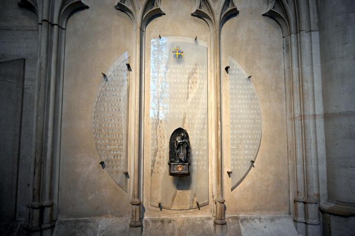 Blutreliquie des 2014 heiliggesprochenen Papstes Johannes Paul II., Köln, Hohe Domkirche Sankt Petrus (Kölner Dom), 2014