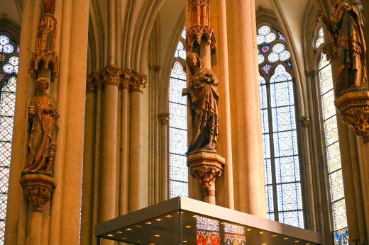 Chorpfeilerfiguren, Köln, Hohe Domkirche Sankt Petrus (Kölner Dom), um 1280, Bild 5/9