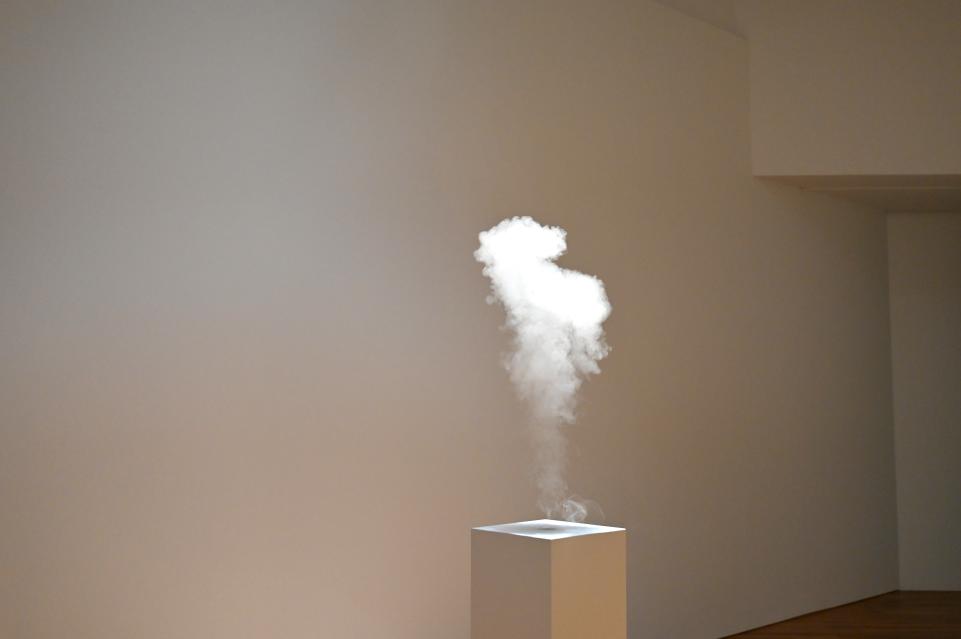 Steffi Lindner (2017), The Sky Eludes All Attempts At Planning - Der Himmel entzieht sich allen Planungsversuchen, Bonn, Kunstmuseum, Ausstellung "Welt in der Schwebe" vom 24.02. - 19.06.2022, Saal 1, 2017, Bild 3/7