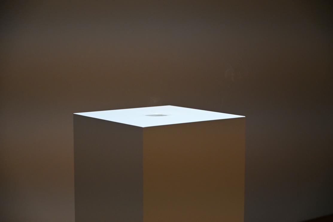 Steffi Lindner (2017), The Sky Eludes All Attempts At Planning - Der Himmel entzieht sich allen Planungsversuchen, Bonn, Kunstmuseum, Ausstellung "Welt in der Schwebe" vom 24.02. - 19.06.2022, Saal 1, 2017, Bild 6/7