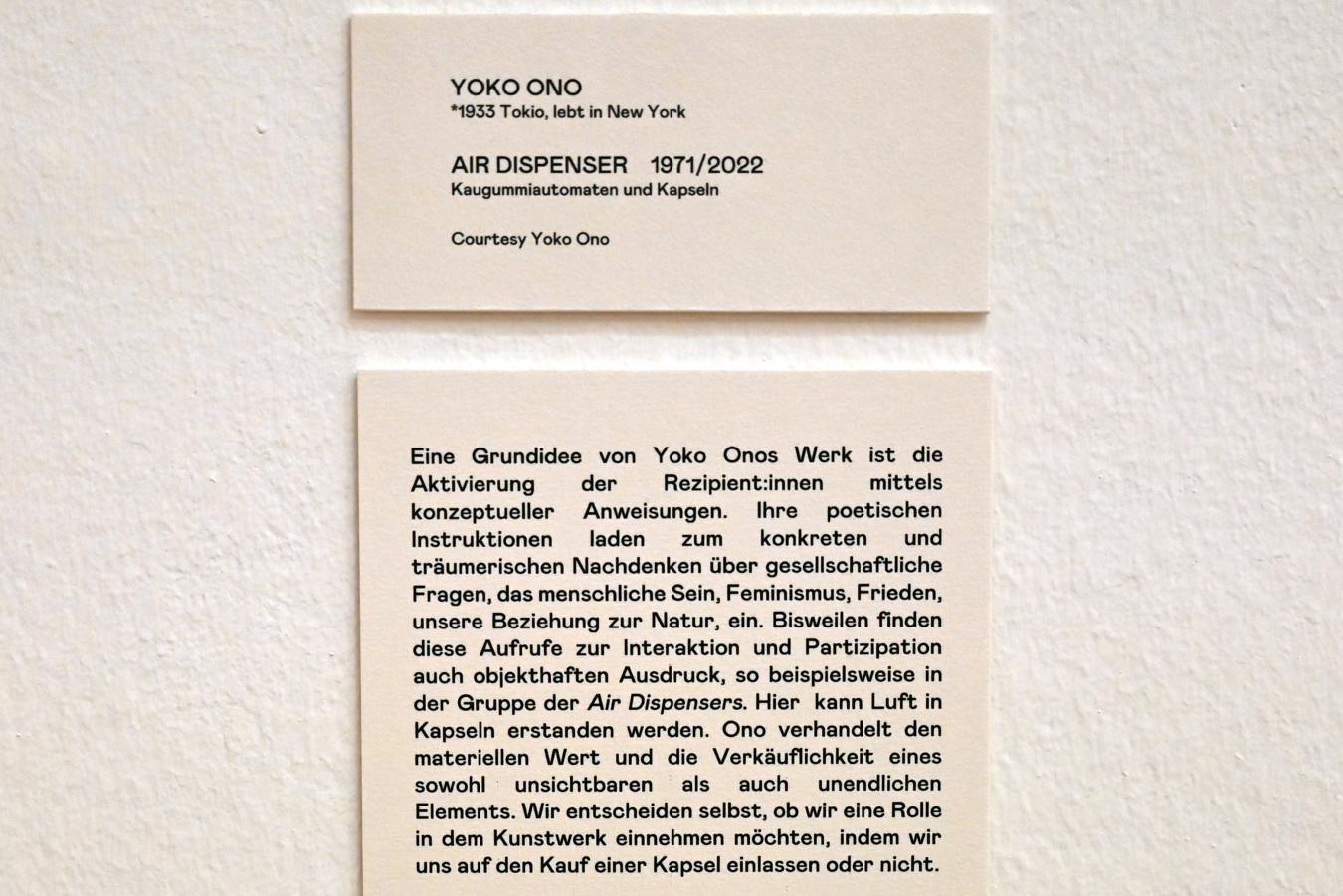 Yoko Ono (1971), Air Dispenser - Luftspender, Bonn, Kunstmuseum, Ausstellung "Welt in der Schwebe" vom 24.02. - 19.06.2022, Saal 4, 1971, Bild 2/3