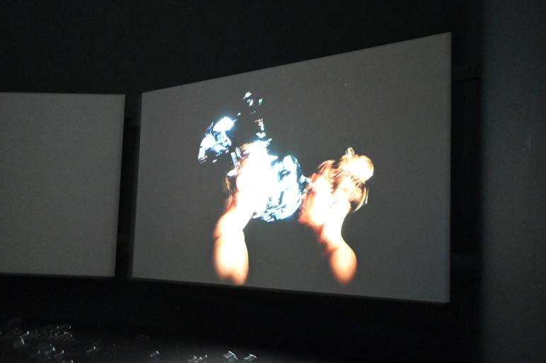 Edith Kollath (2018), Addressable Volume, Bonn, Kunstmuseum, Ausstellung "Welt in der Schwebe" vom 24.02. - 19.06.2022, Saal 5, 2018, Bild 6/10