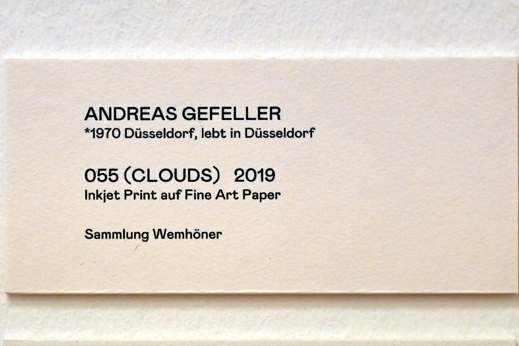 Andreas Gefeller (2019), 055 (Clouds), Bonn, Kunstmuseum, Ausstellung "Welt in der Schwebe" vom 24.02. - 19.06.2022, Saal 6, 2019, Bild 2/2