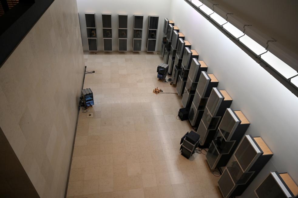 Reinhard Mucha (1985–2002), Das Deutschlandgerät, Düsseldorf, Kunstsammlung K21, 2. Obergeschoss, 2002, Bild 9/10