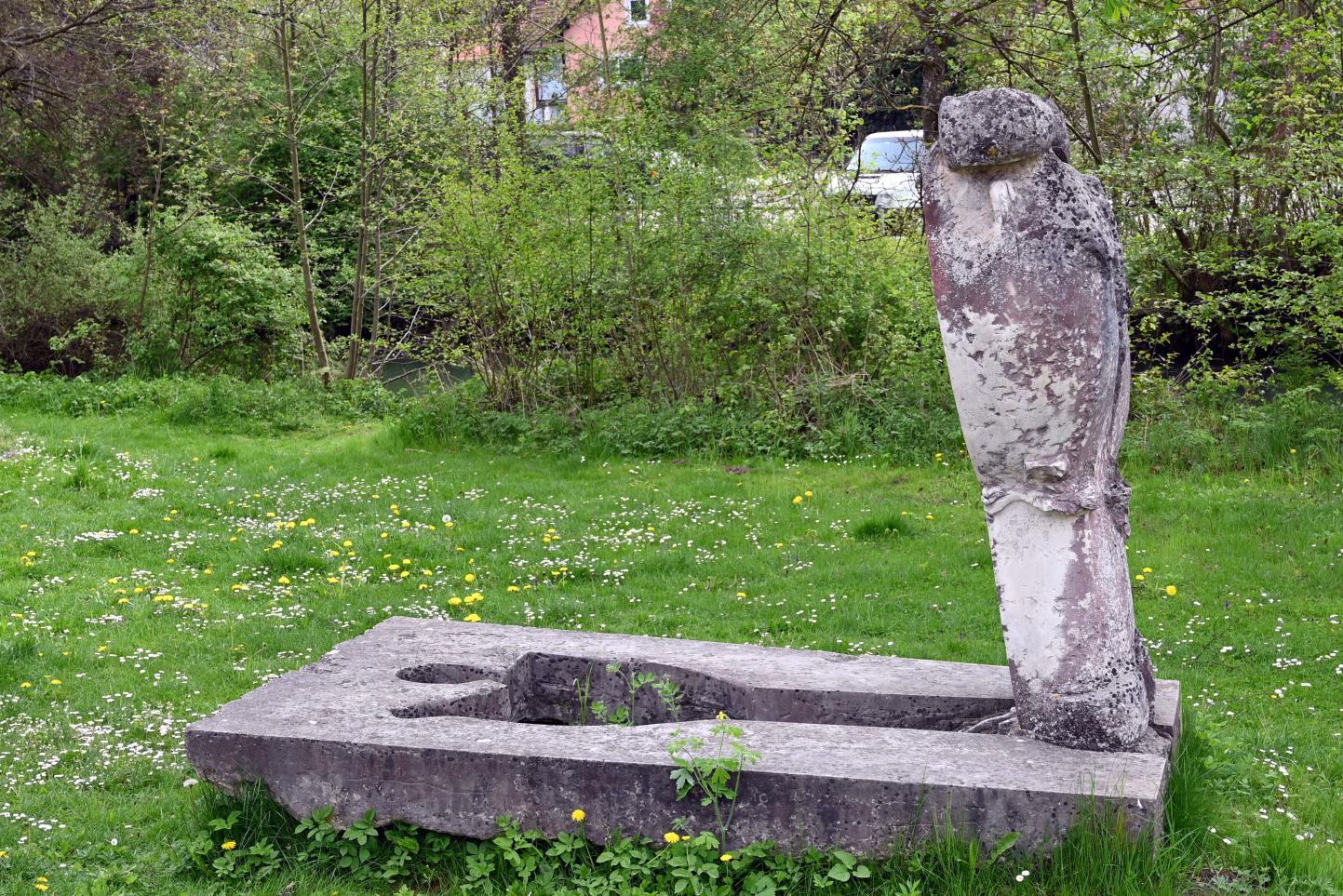 Viorel Farcas (1992), Erhebung, Beratzhausen, Europa-Skulpturenpark, Nördliche Laberwiesen, 1992, Bild 3/8