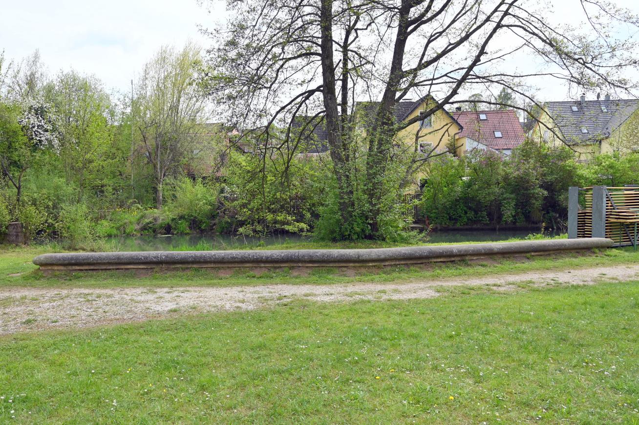 Napoleon Tiron (1992), Winkel des Lebens, Beratzhausen, Europa-Skulpturenpark, Südliche Laberwiesen, 1992, Bild 2/2