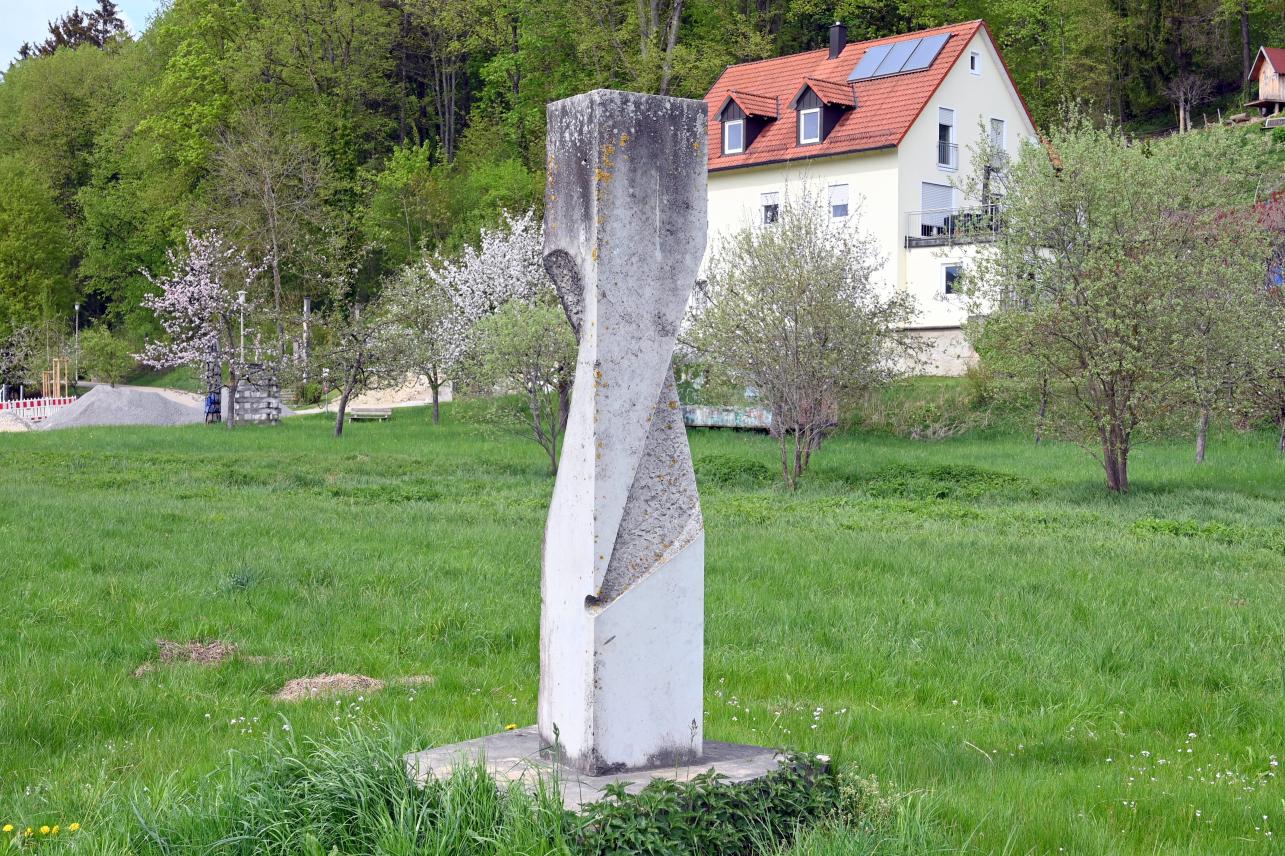 Barna Éltes (2004–2006), Zukunft braucht Wurzeln, Beratzhausen, Europa-Skulpturenpark, Südliche Laberwiesen, 2006, Bild 2/6