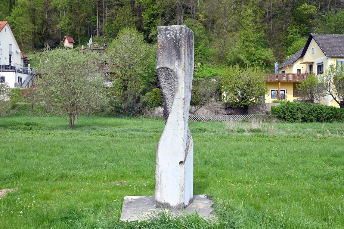 Barna Éltes (2004–2006), Zukunft braucht Wurzeln, Beratzhausen, Europa-Skulpturenpark, Südliche Laberwiesen, 2006, Bild 3/6