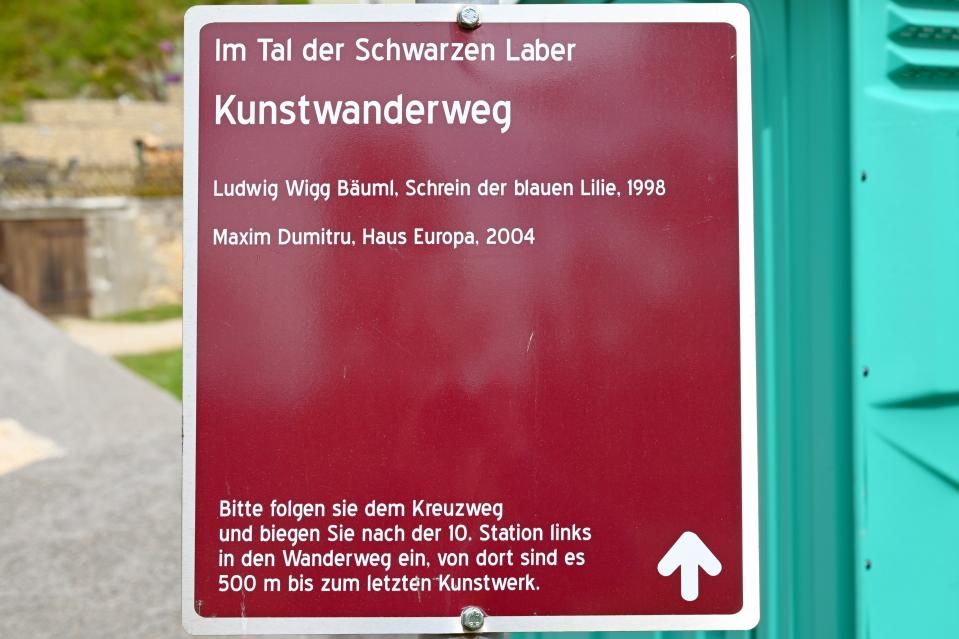 Ludwig "Wigg" Bäuml (1998), Schrein der blauen Lilie, Beratzhausen, Europa-Skulpturenpark, Südliche Laberwiesen, 1998, Bild 6/6