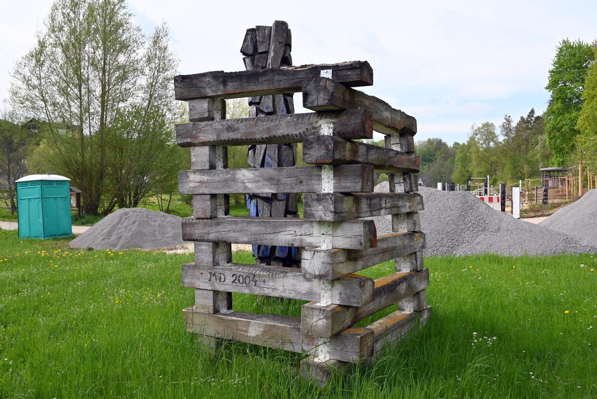 Maxim Dumitras (2004), Haus Europa, Beratzhausen, Europa-Skulpturenpark, Südliche Laberwiesen, 2004, Bild 5/5