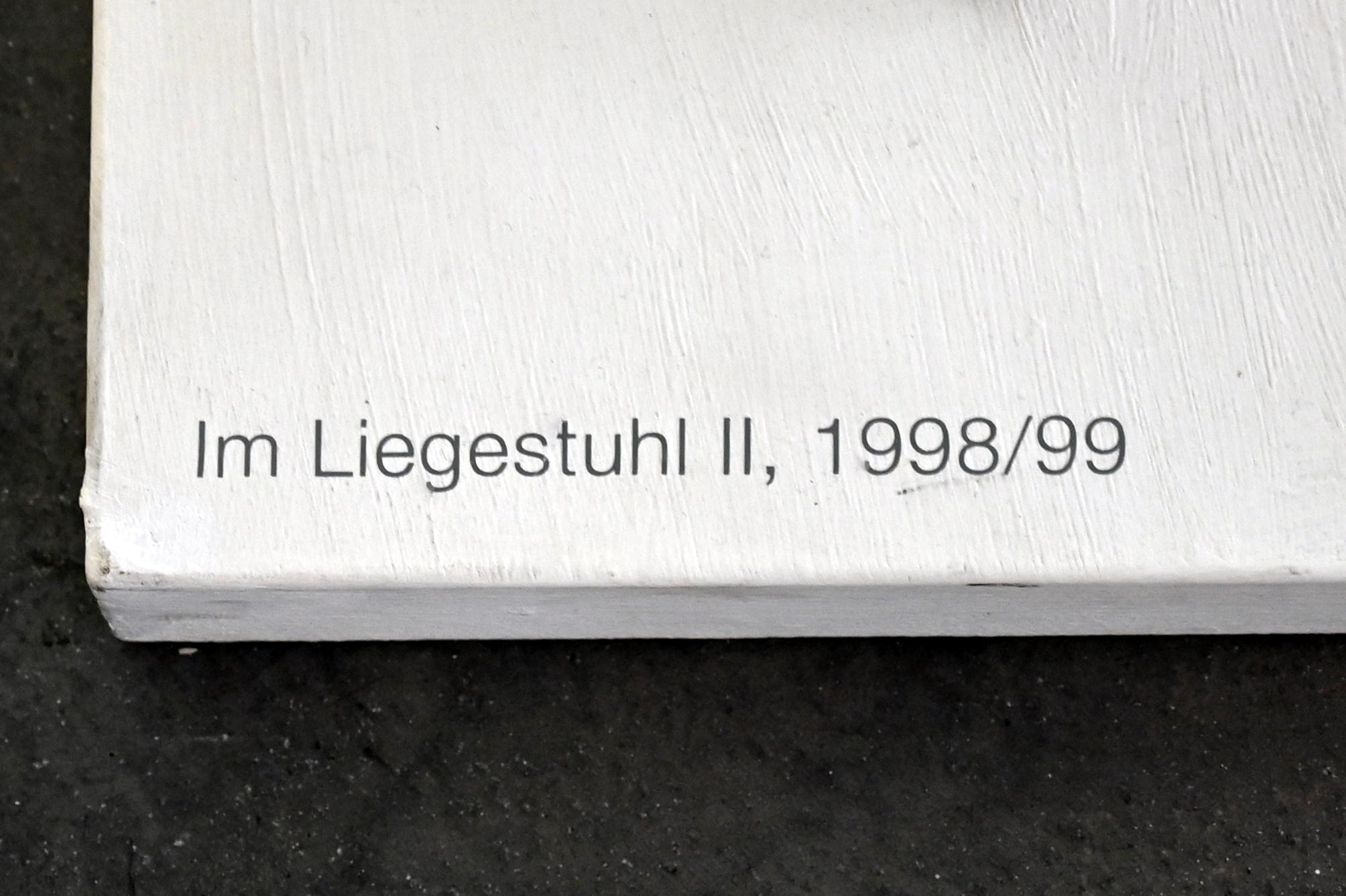 Lothar Fischer (1959–2004), Im Liegestuhl II, Neumarkt in der Oberpfalz, Museum Lothar Fischer, Erdgeschoß Raum 2, 1998–1999, Bild 4/4