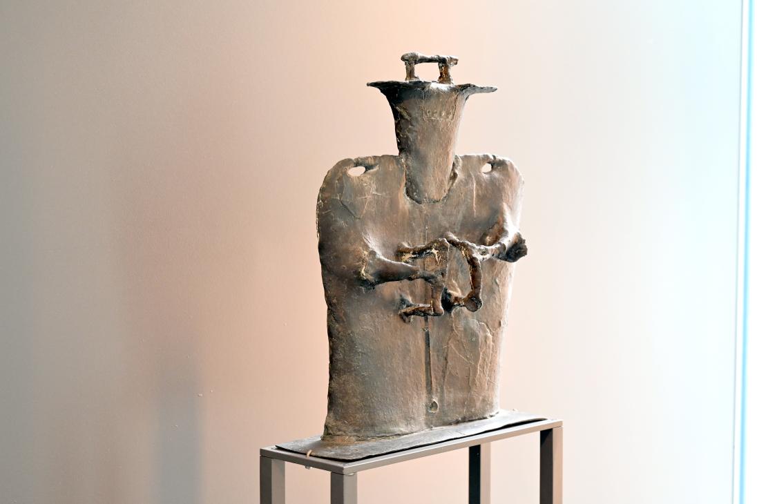 Lothar Fischer (1959–2004), Verfremdete männliche Büste, Neumarkt in der Oberpfalz, Museum Lothar Fischer, Obergeschoß Raum 5, 1987, Bild 2/3