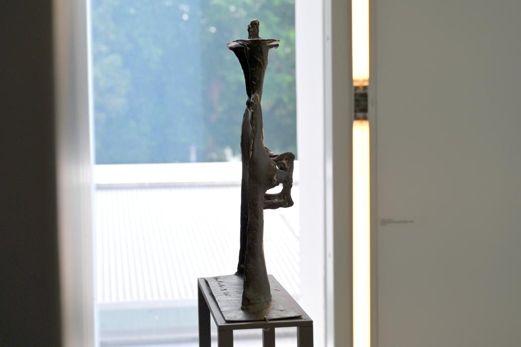 Lothar Fischer (1959–2004), Verfremdete männliche Büste, Neumarkt in der Oberpfalz, Museum Lothar Fischer, Obergeschoß Raum 5, 1987, Bild 3/3