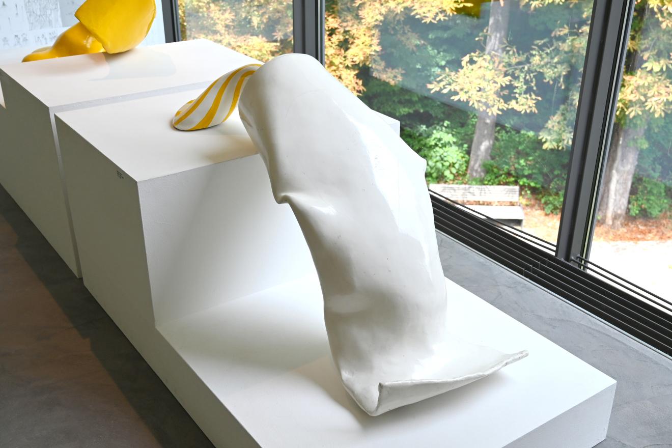 Lothar Fischer (1959–2004), Große Tube, Neumarkt in der Oberpfalz, Museum Lothar Fischer, Obergeschoß Raum 6, 1968, Bild 3/4