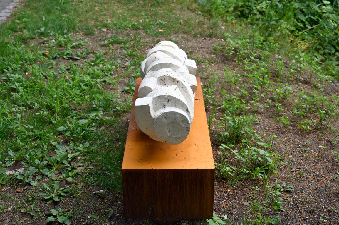 Michael Schoenholtz (2009–2011), Turbine, Neumarkt in der Oberpfalz, Museum Lothar Fischer, Außenbereich, 2009, Bild 4/4