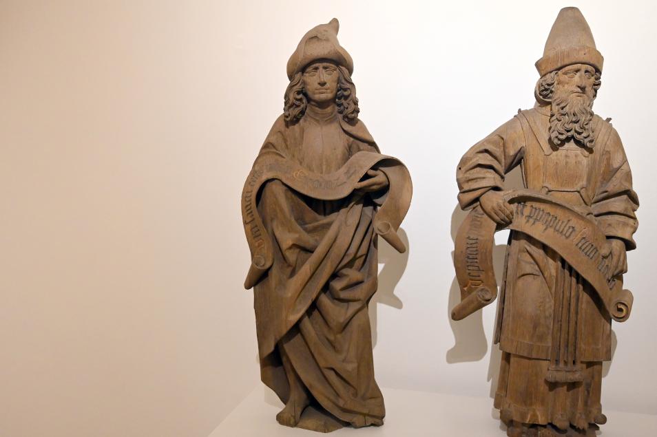 Meister des Vespertoliums (1483–1487), Alttestamentarischer Hohepriester und zwei Assistenten, Ulm, Münster Unserer Lieben Frau in Ulm, jetzt Ulm, Museum Ulm, Saal 3, um 1482–1484, Bild 2/4