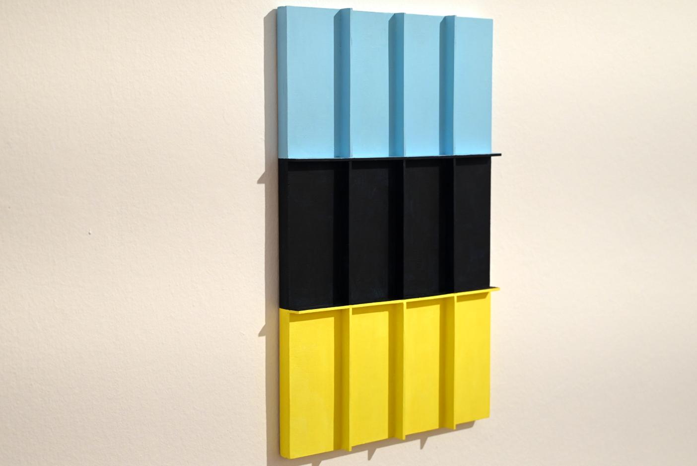 Jost Münster (2016–2022), Fragile_Modern_Grid, Ulm, Museum Ulm, Saal 10d, 2021, Bild 2/3