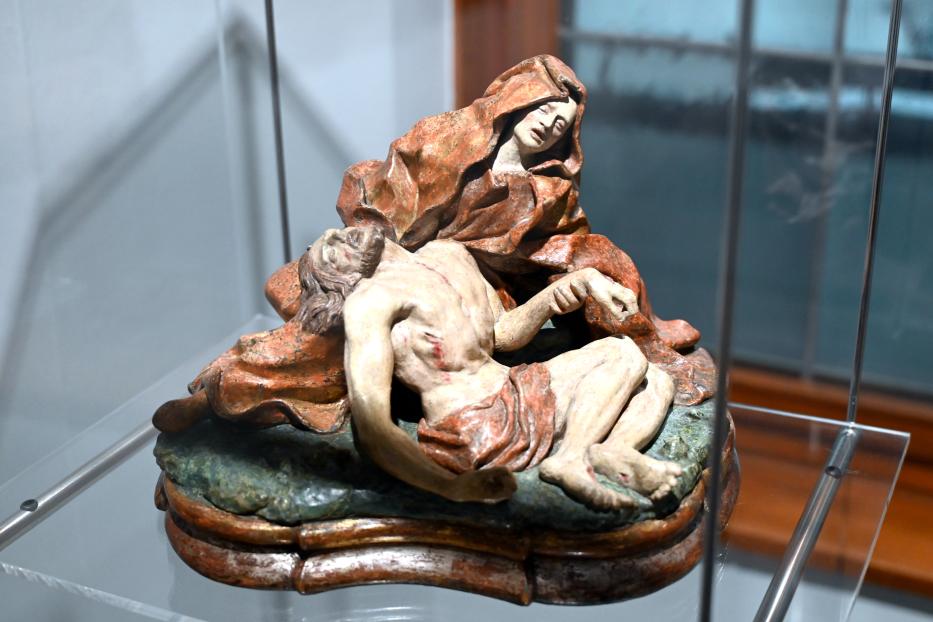 Johann Christian Wentzinger (1740–1760), Pietà, Ulm, Museum Ulm, Saal 12a, um 1750, Bild 2/3