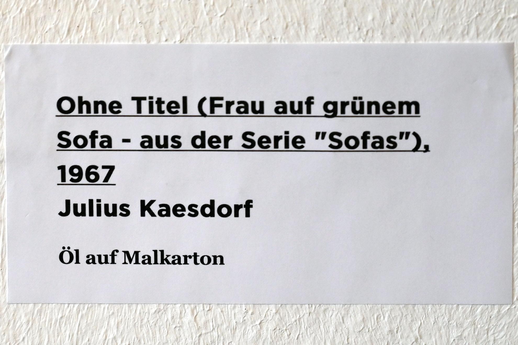 Julius Kaesdorf (1967–1991), Ohne Titel (Frau auf grünem Sofa - aus der Serie "Sofas"), Ulm, Museum Ulm, Saal 14, 1967, Bild 2/2