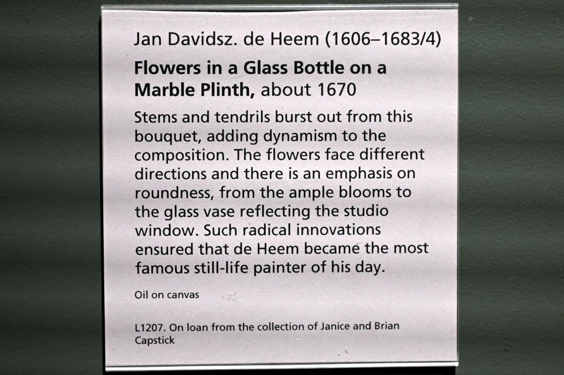 Jan Davidsz. de Heem (1634–1684), Blumen in einer Glasflasche auf einem Marmorsockel, London, National Gallery, Saal 28, um 1670, Bild 2/2