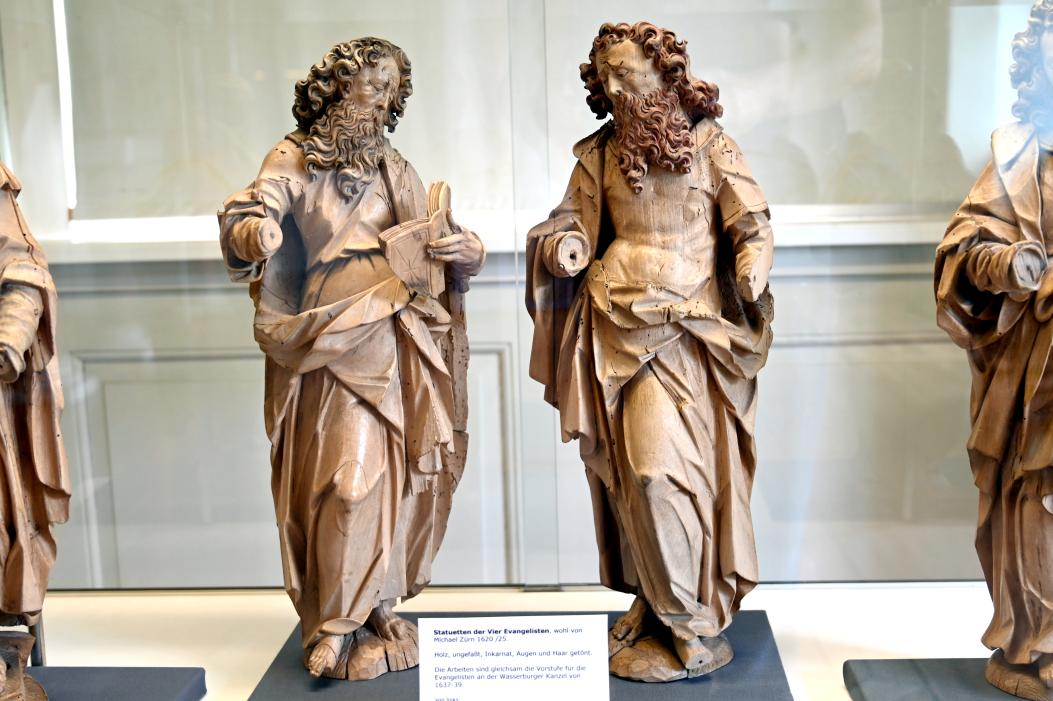 Michael Zürn der Ältere (1614–1650), Statuetten der Vier Evangelisten, Überlingen, Städtisches Museum, Kleiner Barocksaal, 1620–1625, Bild 3/7