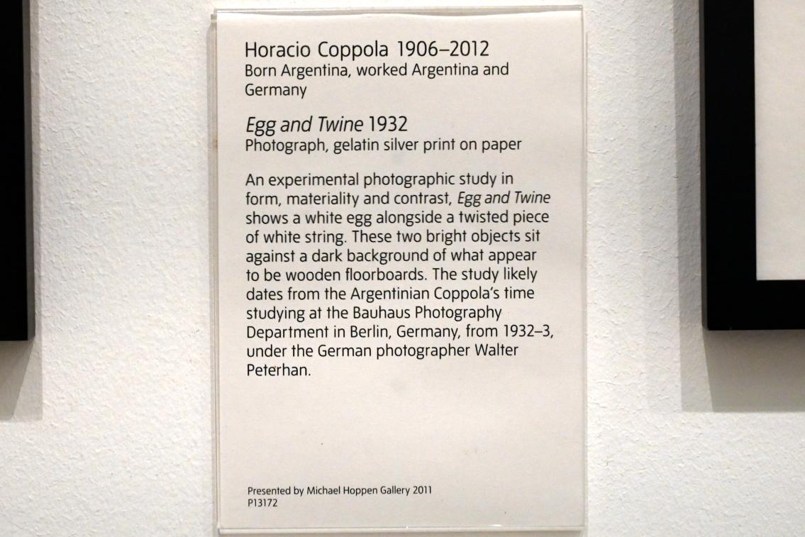 Horacio Coppola (1932–1933), Ei und Zwirn, London, Tate Gallery of Modern Art (Tate Modern), Media Networks 2, 1932, Bild 2/2