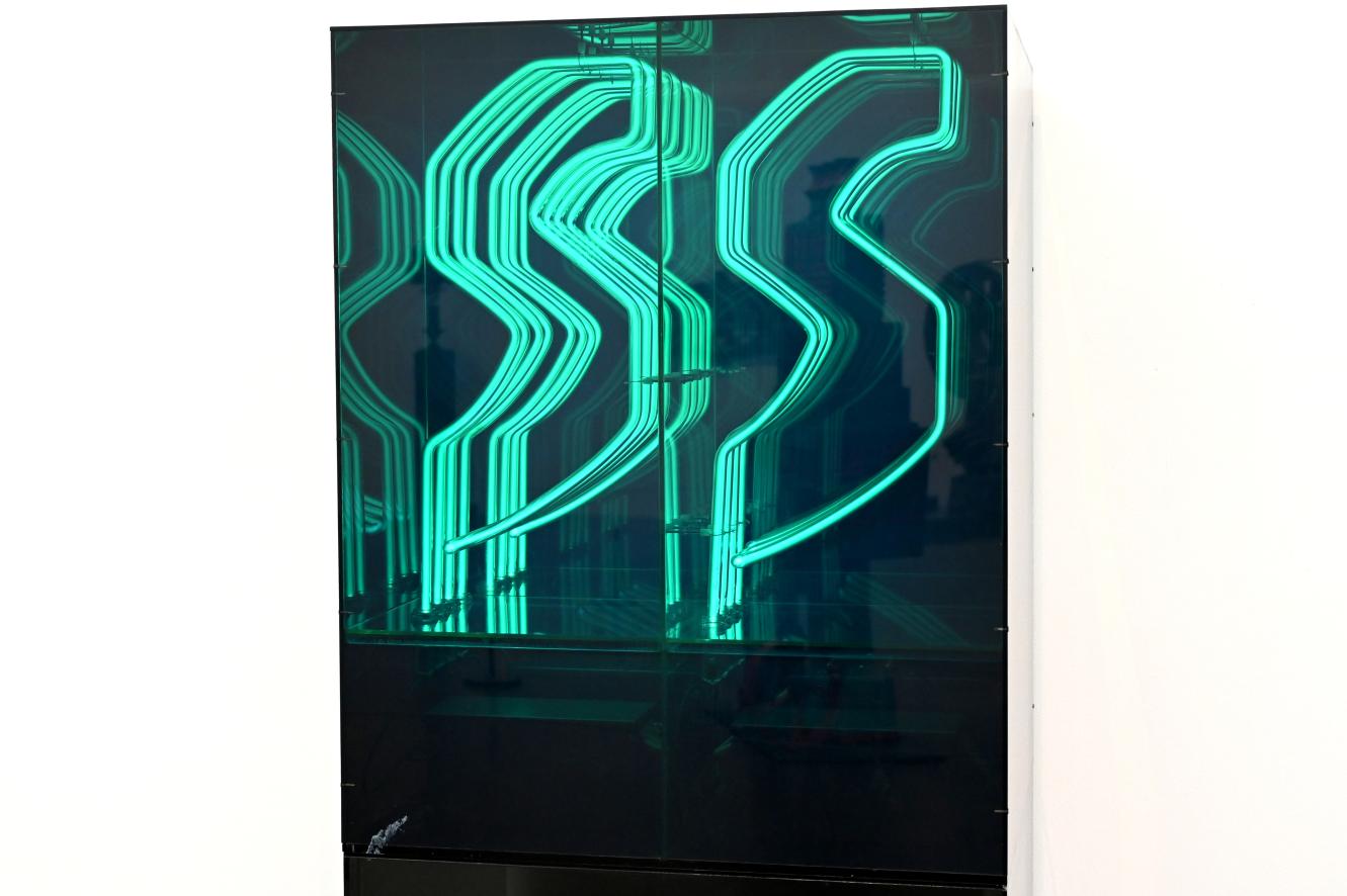 Chryssa (1967–1976), Studie für Tore Nr. 4, London, Tate Gallery of Modern Art (Tate Modern), Media Networks 12, 1967, Bild 2/4