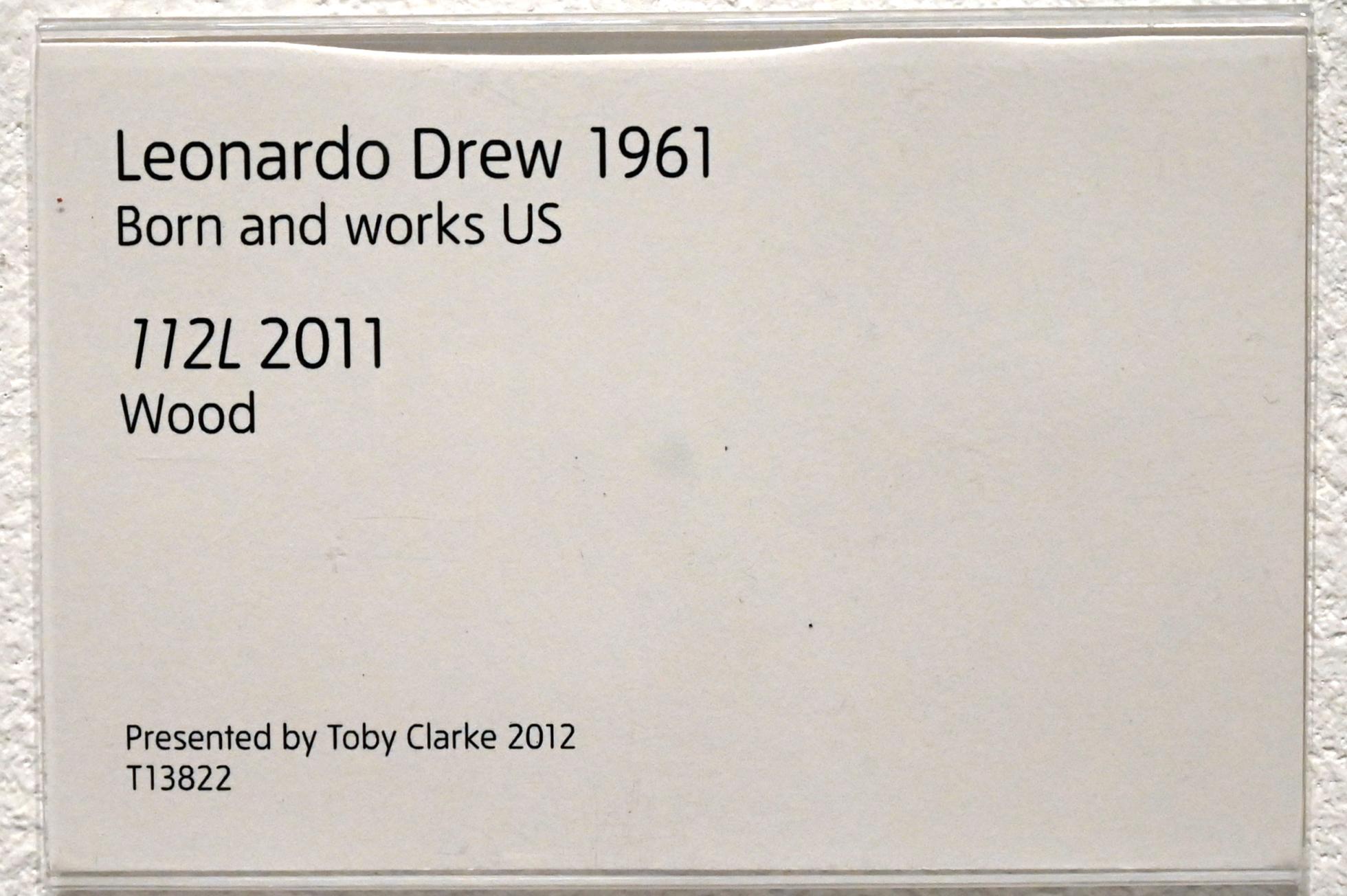 Leonardo Drew (2011–2016), 112L, London, Tate Gallery of Modern Art (Tate Modern), Materials and Objects 7, 2011, Bild 3/3