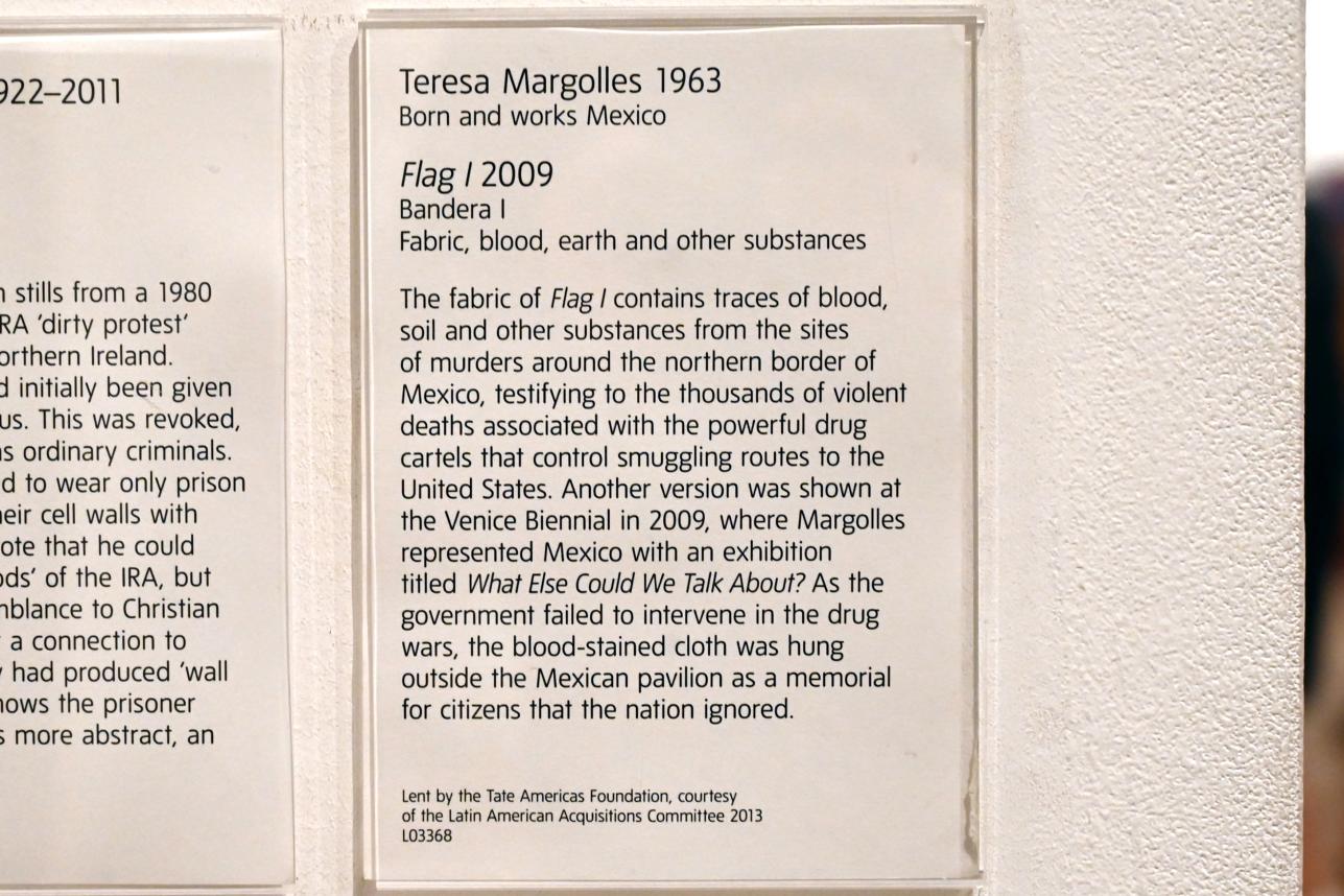Teresa Margolles (2009), Fahne I, London, Tate Gallery of Modern Art (Tate Modern), Artist and Society 10, 2009, Bild 3/3