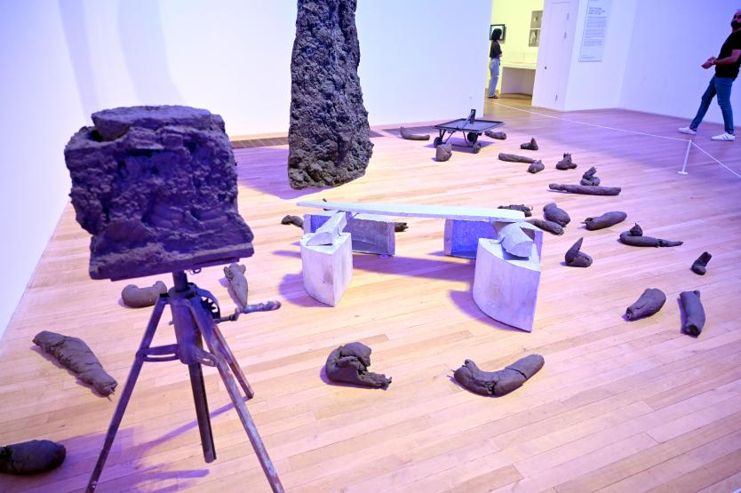 Joseph Beuys (1948–1985), Blitzschlag mit Lichtschein auf Hirsch, London, Tate Gallery of Modern Art (Tate Modern), Artist and Society 8, 1958, Bild 3/6