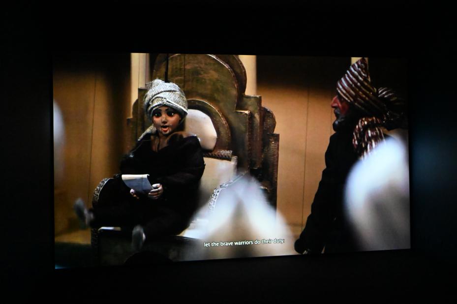 Wael Shawky (2010), Kabarettkreuzzüge: Die Horrorshow, London, Tate Gallery of Modern Art (Tate Modern), Artist and Society 13, 2010, Bild 2/5