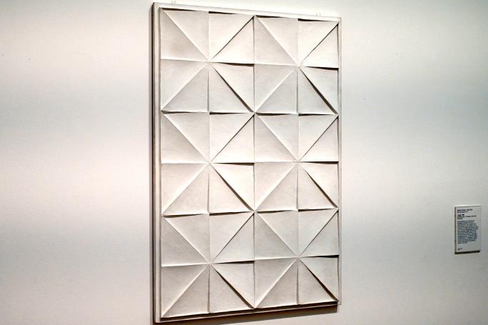 Jan Schoonhoven (1969), R69-26, London, Tate Gallery of Modern Art (Tate Modern), In the Studio 7, 1969, Bild 2/3