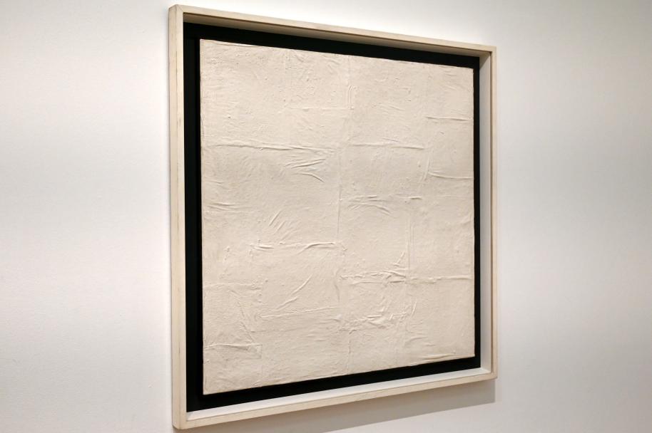 Piero Manzoni (1958–1961), Achrom, London, Tate Gallery of Modern Art (Tate Modern), In the Studio 7, 1958, Bild 2/3