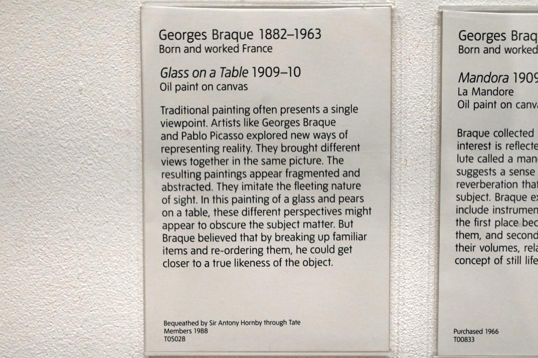 Georges Braque (1906–1956), Glas auf einem Tisch, London, Tate Gallery of Modern Art (Tate Modern), In the Studio 2, 1909–1910, Bild 2/2