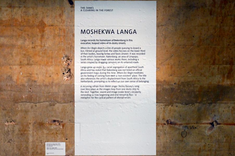 Moshekwa Langa (2001), Wo fange ich an, London, Tate Gallery of Modern Art (Tate Modern), The Tanks, 2001, Bild 4/4