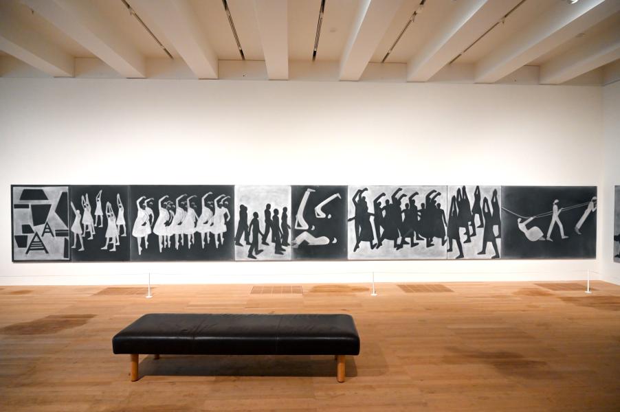 Silke Otto-Knapp (2018), Eine aufeinander folgende Reihe von Bildern, London, Tate Gallery of Modern Art (Tate Modern), Performer and Participant 2, 2018, Bild 2/4