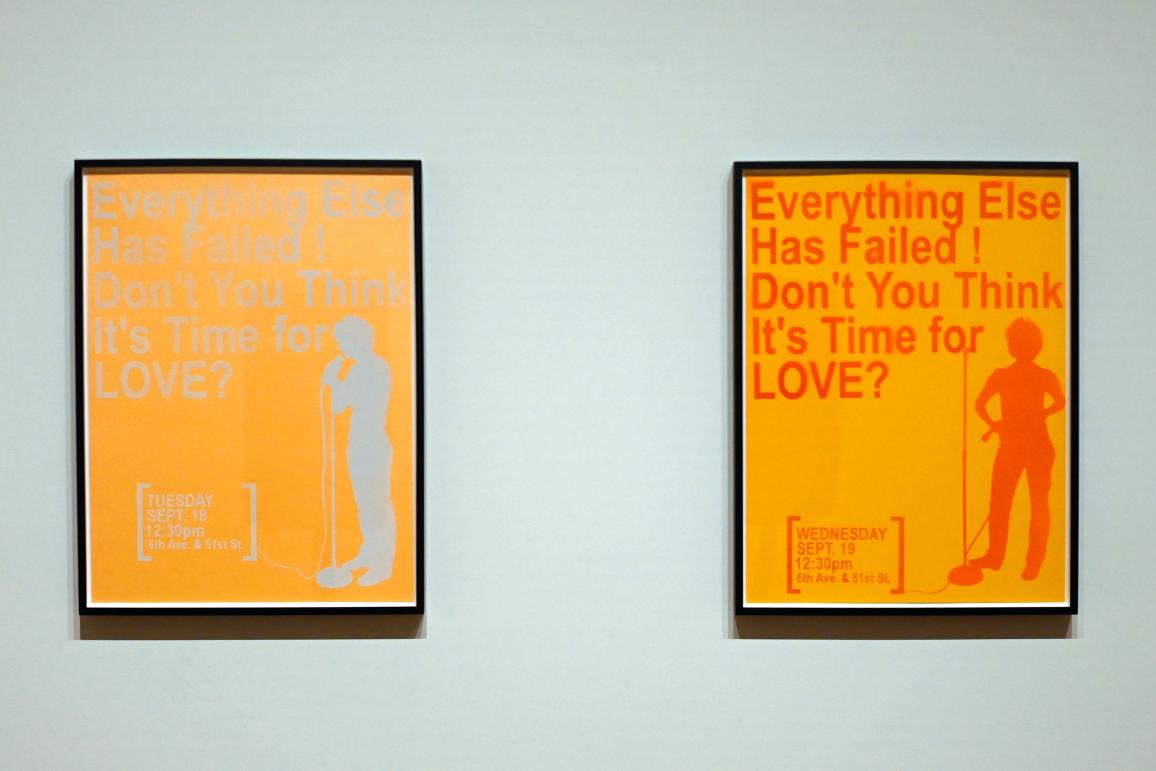 Sharon Hayes (2007), Alles andere ist gescheitert! Glaubst du nicht, es ist Zeit für die Liebe?, London, Tate Gallery of Modern Art (Tate Modern), Performer and Participant 1, 2007, Bild 5/8