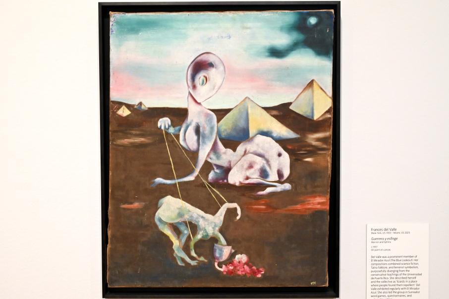 Frances del Valle (1957), Krieger und Sphinx, London, Tate Modern, Ausstellung "Surrealism Beyond Borders" vom 24.02.-29.08.2022, Saal 7, um 1957