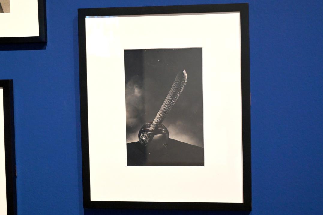 Lionel Wendt (1935), Ohne Titel, London, Tate Modern, Ausstellung "Surrealism Beyond Borders" vom 24.02.-29.08.2022, Saal 9, nach 1934