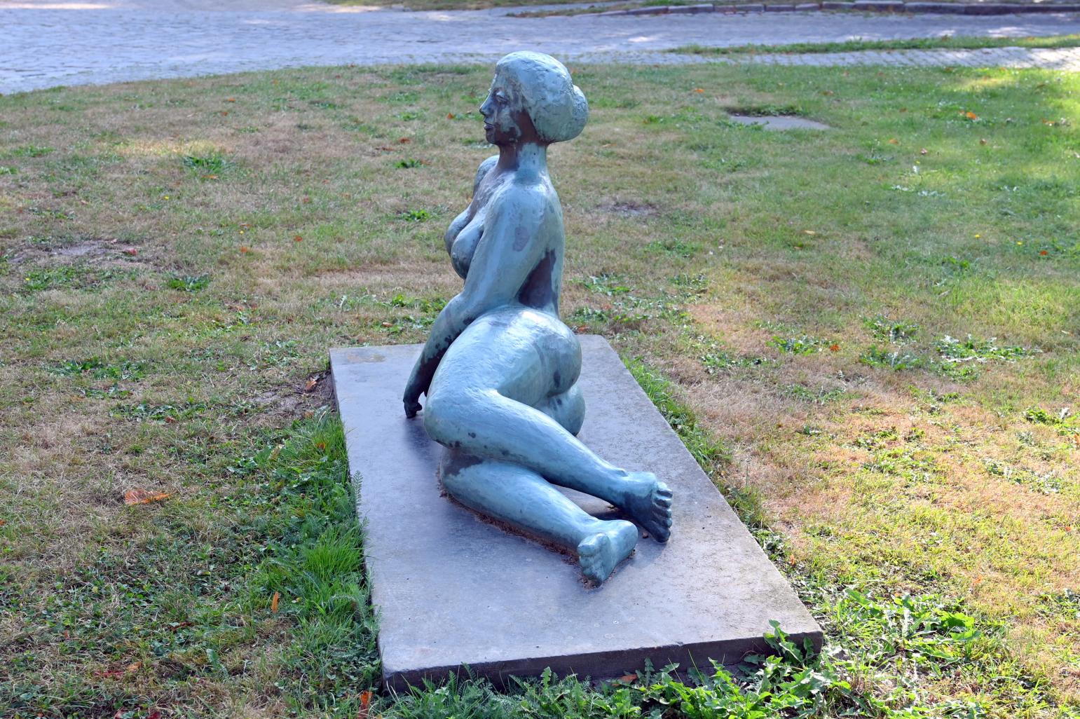 Fritz Fleer (1964–1985), Najade, Schleswig, Landesmuseum für Kunst und Kulturgeschichte, Außenbereich, 1981, Bild 4/5