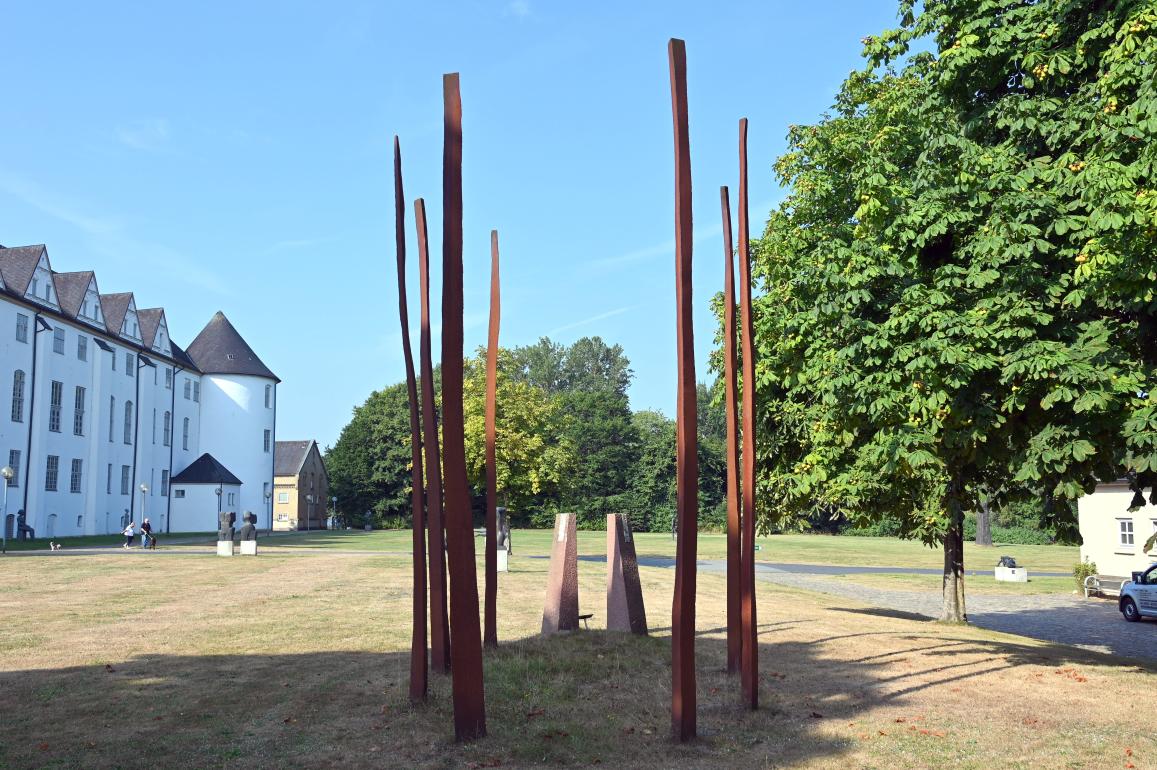 Jan Koblasa (1962–1991), Tempel, Schleswig, Landesmuseum für Kunst und Kulturgeschichte, Außenbereich, 1982–1989, Bild 3/4