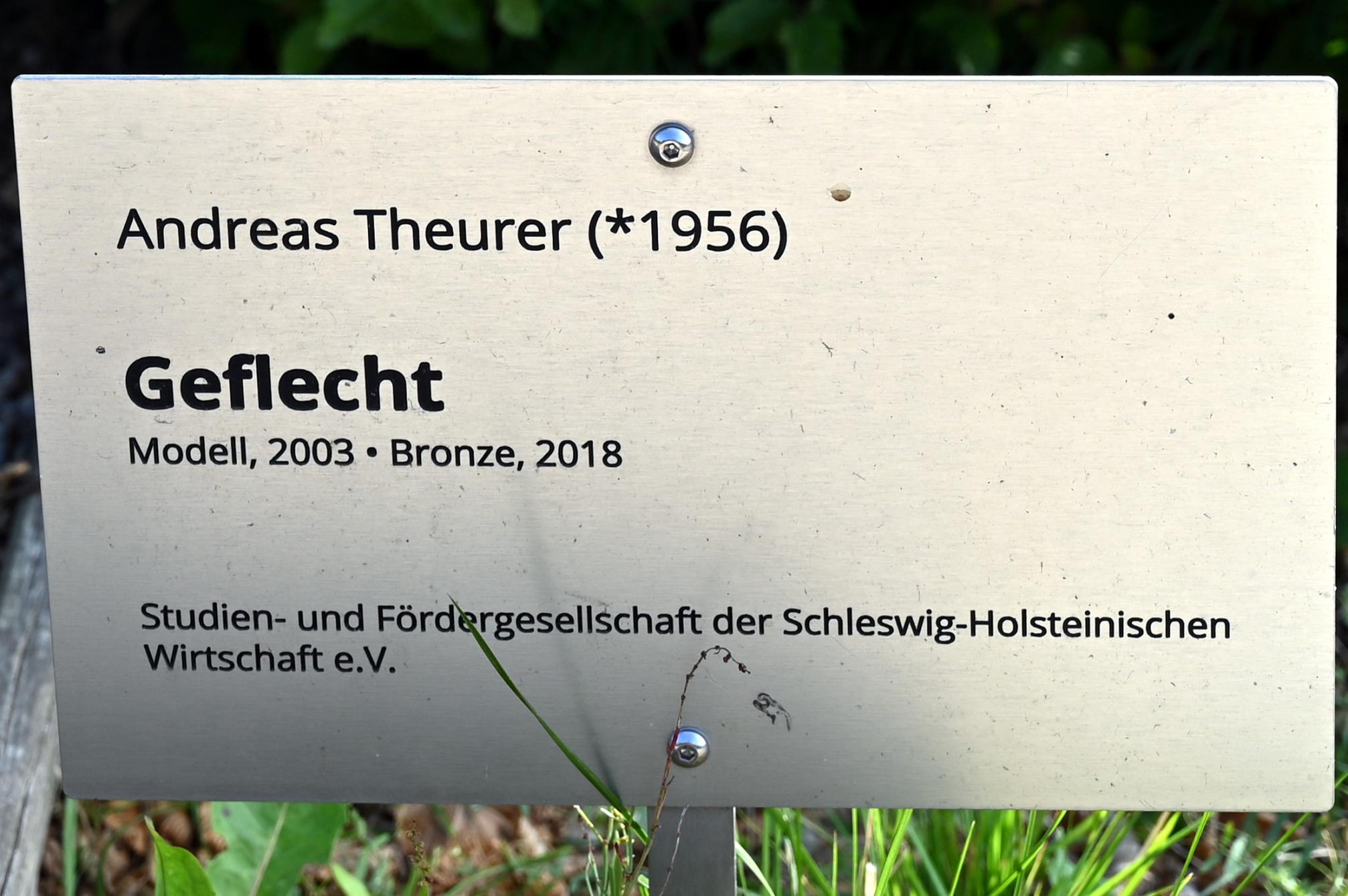 Andreas Theurer (2003), Geflecht, Schleswig, Landesmuseum für Kunst und Kulturgeschichte, Außenbereich, 2003, Bild 3/3